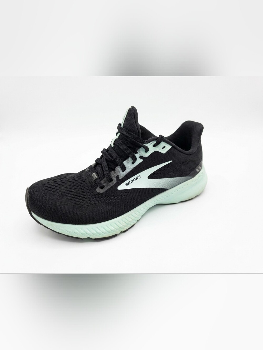 Brooks Size 9 Women's Black n Mint Running Shoes Launch GTS 8